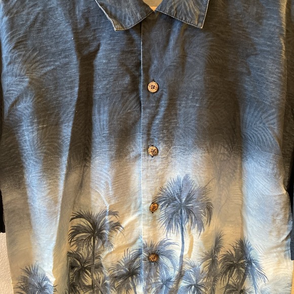TOMMY BAHAMA Mens 100% Silk Blue Palm Hawaiian Camp‎ Button Up Shirt Size XL - Picture 3 of 8